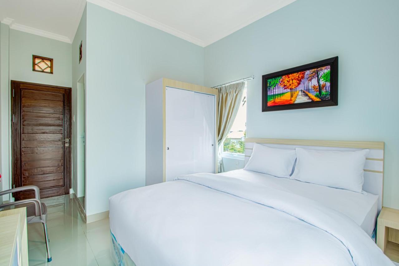 Emerald Residence Medan Esterno foto