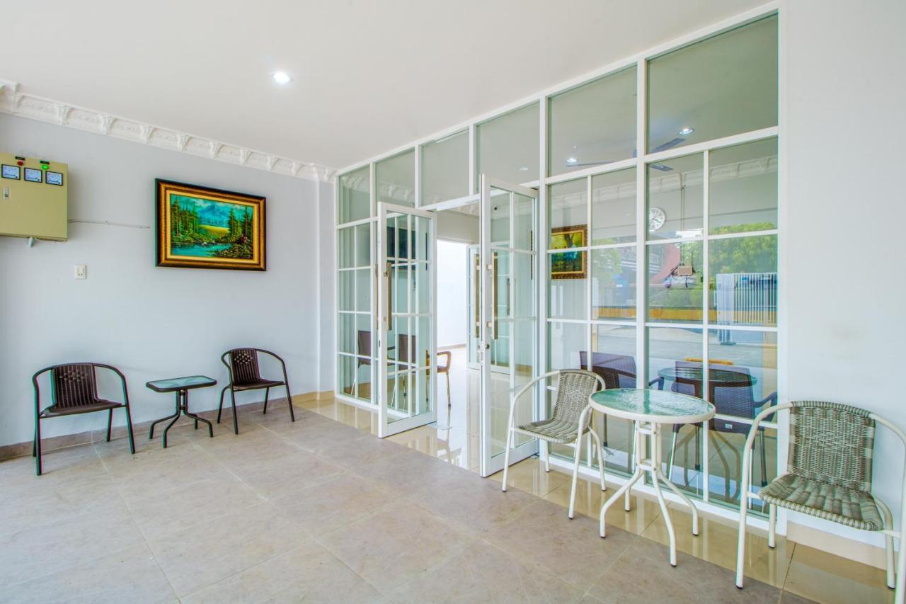 Emerald Residence Medan Esterno foto