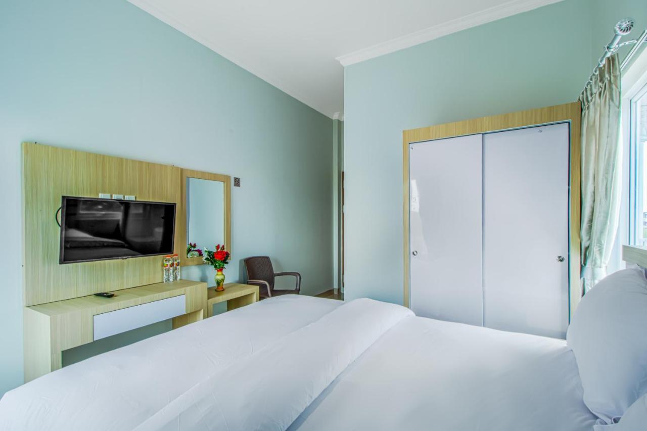 Emerald Residence Medan Esterno foto